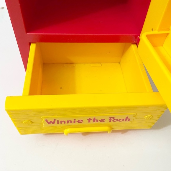 Disney Tomy Winnie the Pooh Refrigerator Toy Miniature Cooler Ice Box - Picture 12 of 16